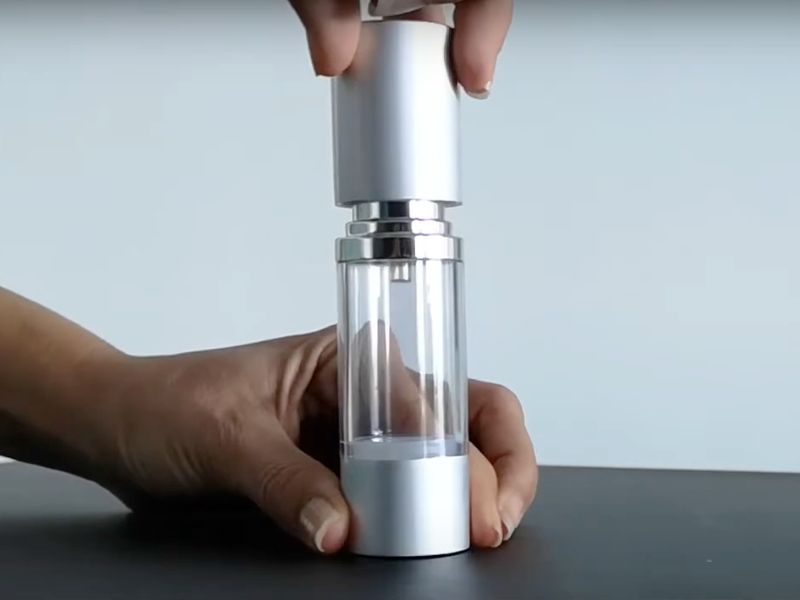 open airless bottle